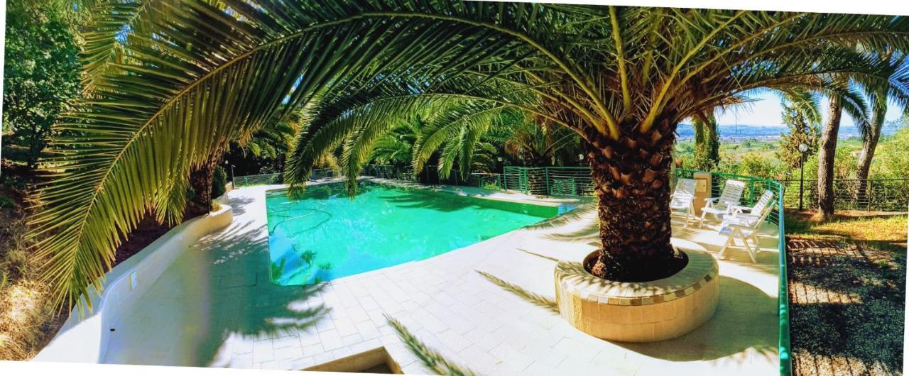 Agriturismo Poggio Al Pino Montelupo Fiorentino Εξωτερικό φωτογραφία