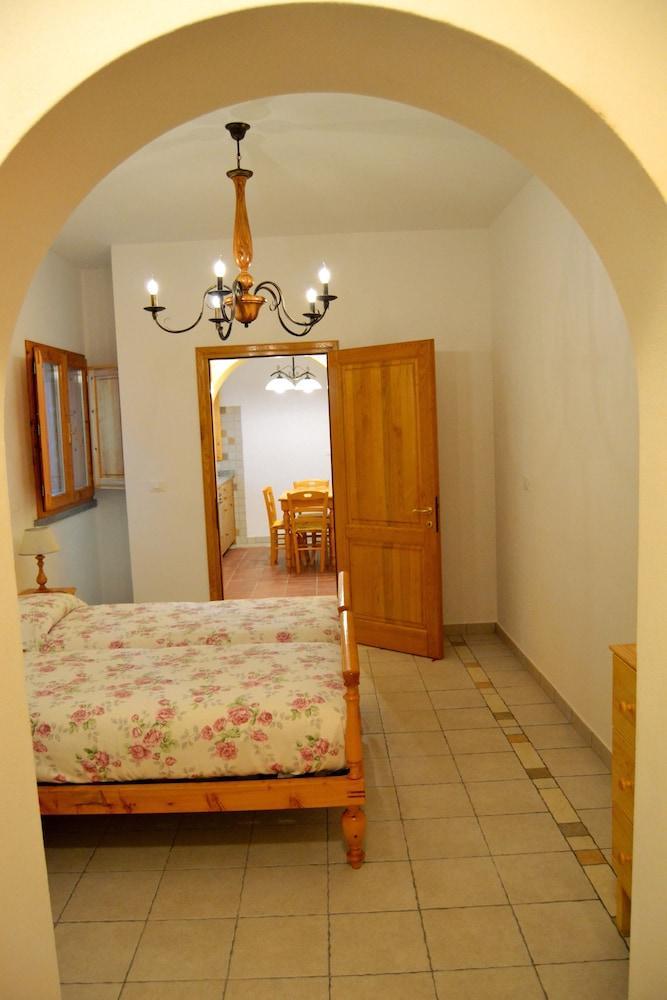 Agriturismo Poggio Al Pino Montelupo Fiorentino Εξωτερικό φωτογραφία