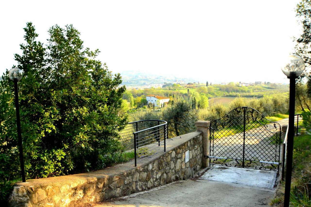Agriturismo Poggio Al Pino Montelupo Fiorentino Εξωτερικό φωτογραφία
