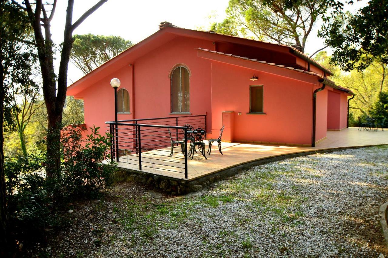 Agriturismo Poggio Al Pino Montelupo Fiorentino Εξωτερικό φωτογραφία